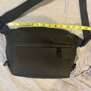 Peak Design Everyday Sling 3L (Black)